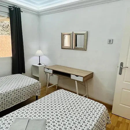2-Bed 10Min To Puerto Banus W Pool Bbq & Parking