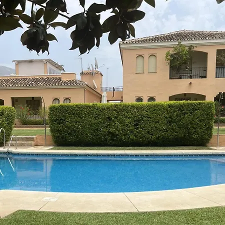 2-Bed 10Min To Puerto Banus W Pool Bbq & Parking Apartment